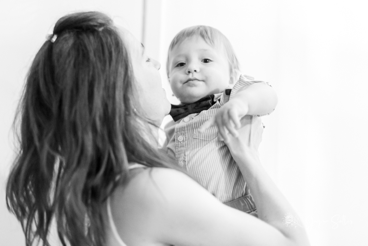 Ensaio Fotográfico Documental dos Bebês Gêmeos Bivitelinos Arthur e Gabriel realizado no Hotel Vila Bavária, situado em Nogueira, Petrópolis, RJ. Fotos de Jaque Salles Fotografia