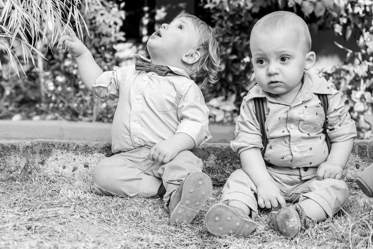 Fotografia Documental dos Gêmeos Arthur e Gabriel que fizeram um ano. Fotos de Jaque Salles Fotografia