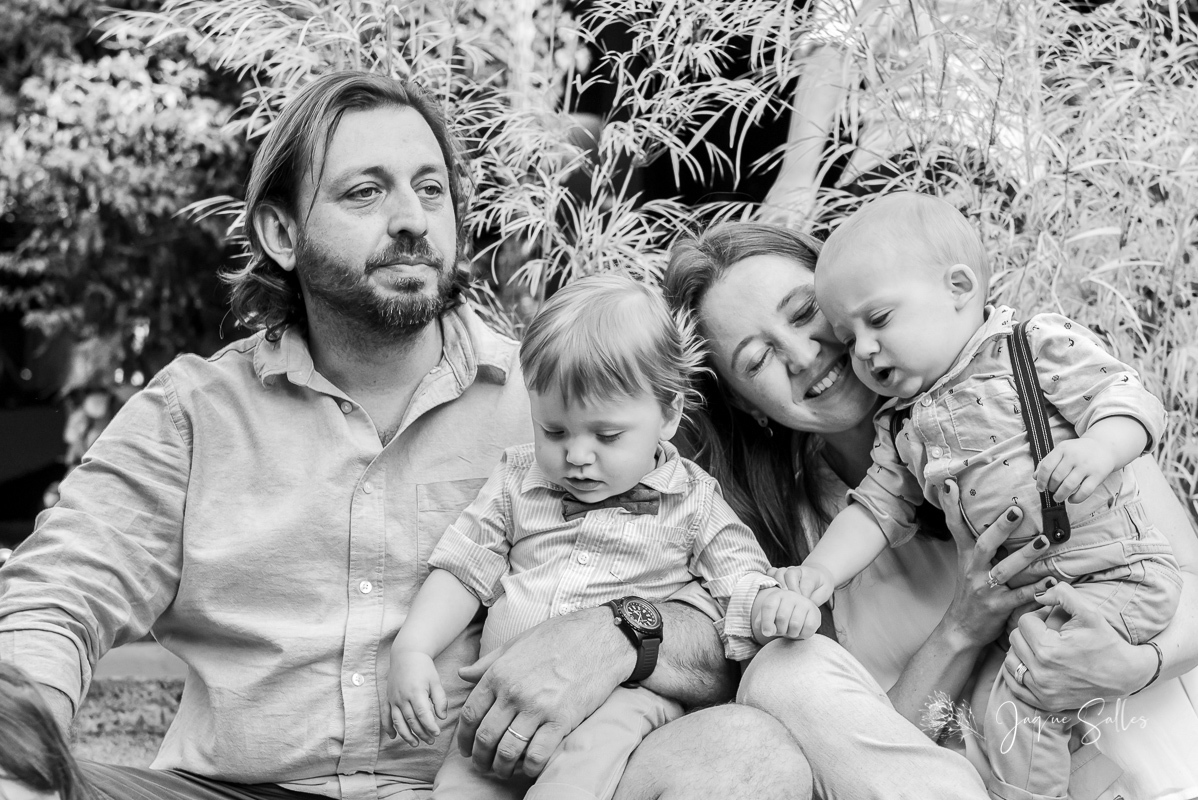 Fotografia Documental dos Gêmeos Arthur e Gabriel que fizeram um ano. Fotos de Jaque Salles Fotografia