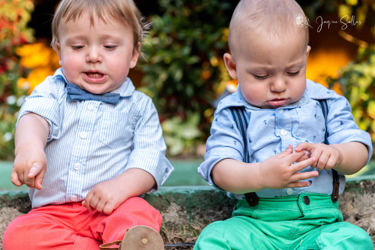 Gabriel e Arthur comemoram 1 ano com Festa Circo Vermelho. O Aniversário aconteceu na cidade de Petrópolis, região de Itaipava RJ. A Fotografia ficou por conta da Fotógrafa de Família Jaque Salles