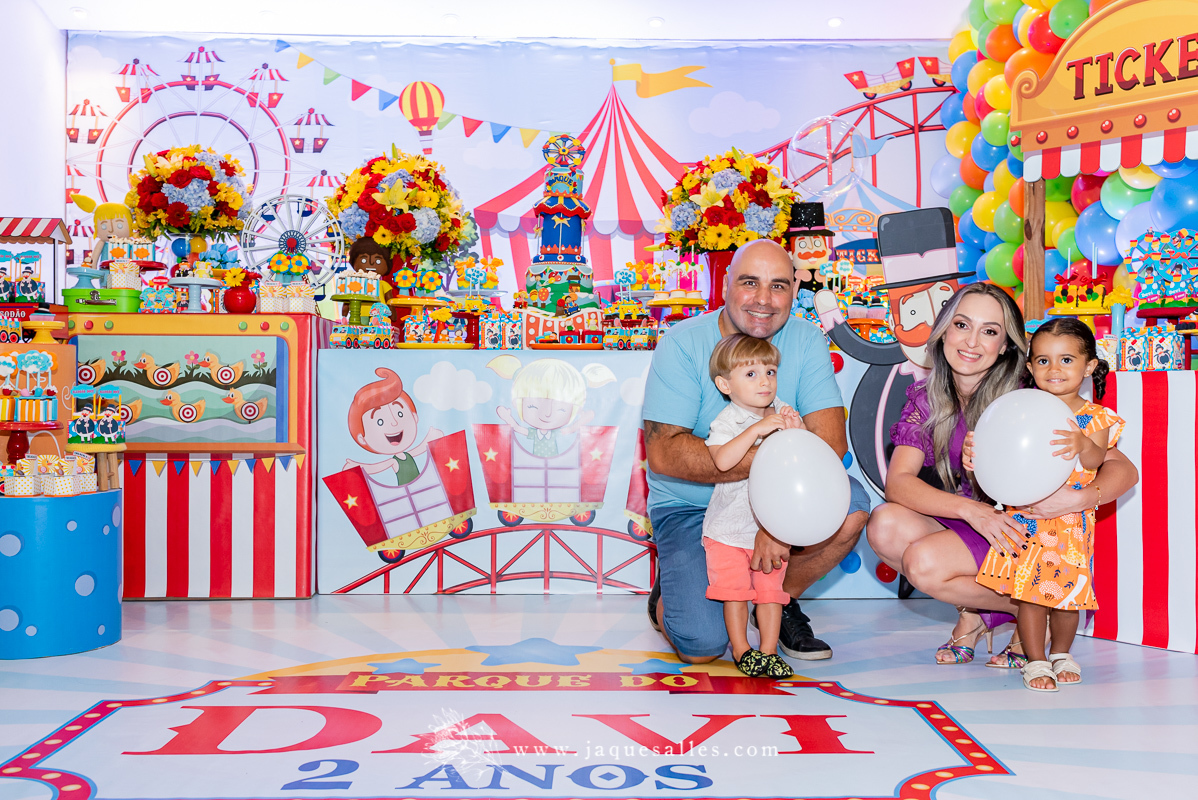 O Mundo Bita foi o Tema do Aniversário de dois anos do Davi. A Festa aconteceu na Casa de Festas Infantil Brincadeira é Coisa Séria, localizada na Freguesia de Jacarepaguá, RJ. Imagens da Fotógrafa Jaque Salles