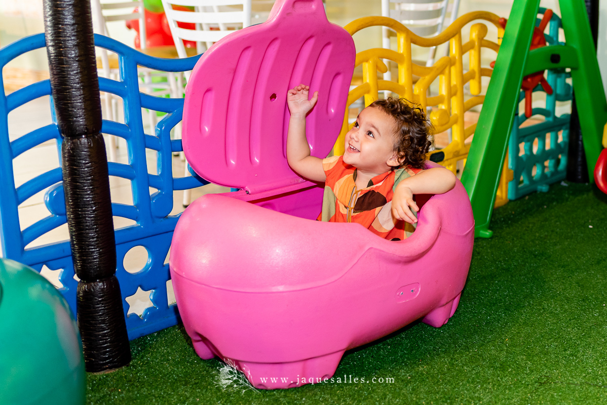 O Mundo Bita foi o Tema do Aniversário de dois anos do Davi. A Festa aconteceu na Casa de Festas Infantil Brincadeira é Coisa Séria, localizada na Freguesia de Jacarepaguá, RJ. Imagens da Fotógrafa Jaque Salles