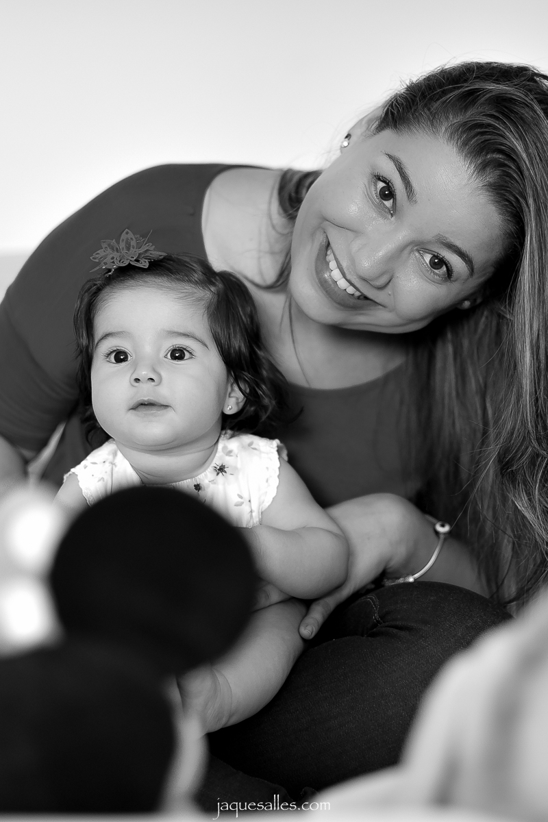 fotógrafa de mamãe e bebê registra o amor entre mãe e filha