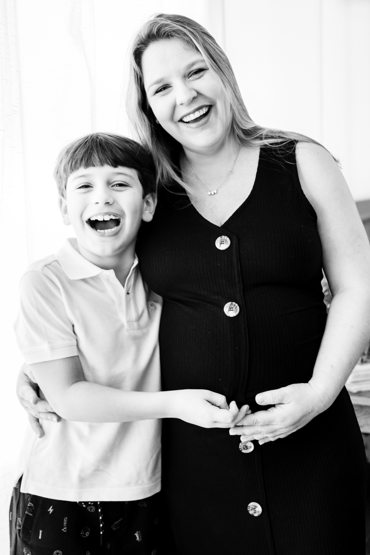 Fotografia RJ - Ensaio Fotográfico Gestante na Barra da Tijuca. Book Fotográfico da Gestante Giuliana. Imagens da Fotógrafa de Casamento e Famílias Jaque Salles 