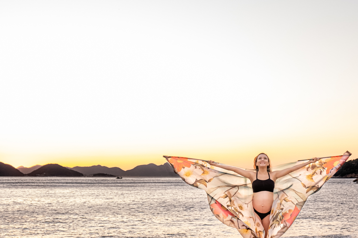 Fotografia RJ - Ensaio fotográfico da gestante Bruna na Praia Vermelha - Urca.
Fotos da fotógrafa de casamento, gestantes e famílias Jaque Salles Fotografia