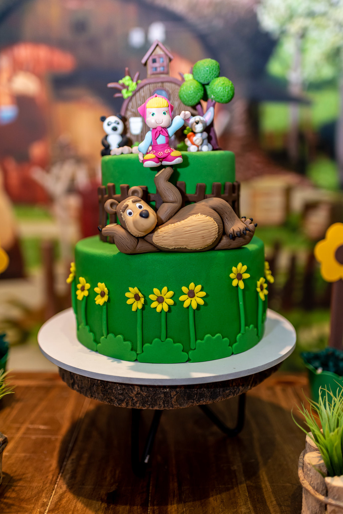 Idéias de decoração de bolo de Festa Infantil Masha e o Urso. Imagens da Fotógrafa infantil Jaque Salles Fotografia