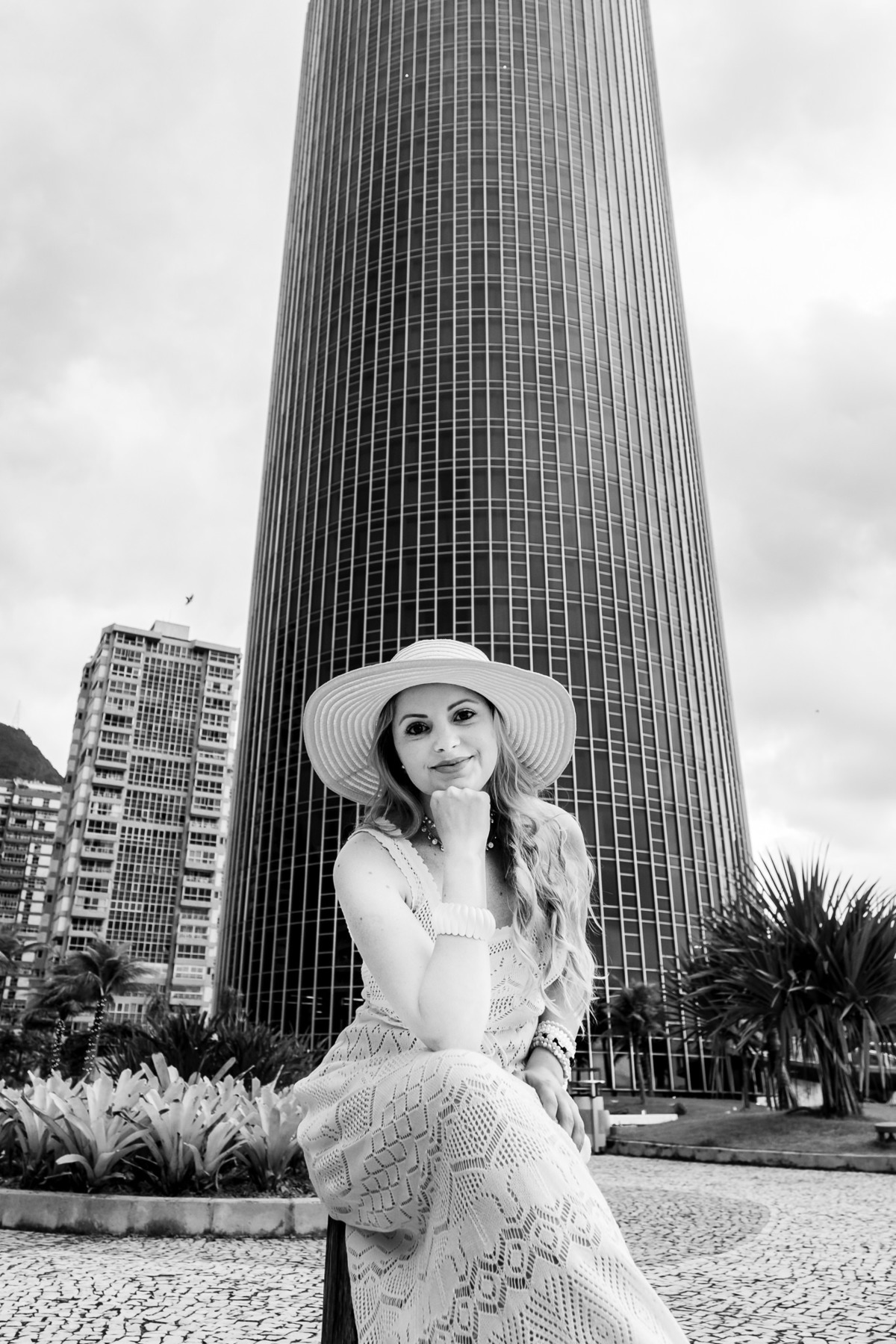 Heloíne posa para fotografias no Hotel Nacional na cidade do Rio de Janeiro. As imagens são da fotógrafa carioca Jaque Salles