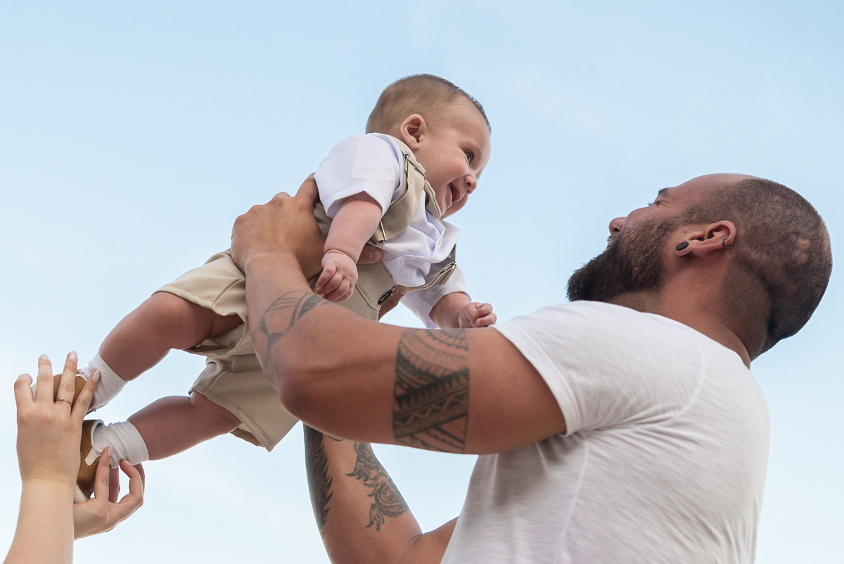 Fotografia RJ, ensaio fotográfico pré wedding na prainha com os noivos Felipe e Nathália. Fotos da fotógrafa de casamento e de famílias Jaque Salles