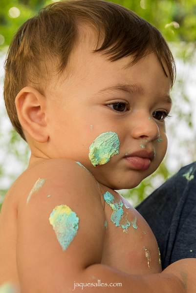 ensaio infantil com bolo bebê