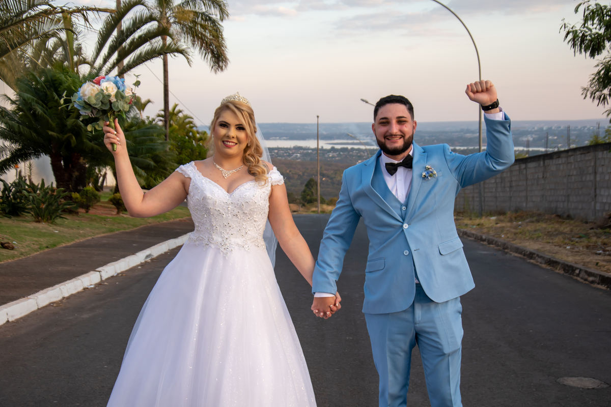 No fundo do Cartório Colorado apois a cerimônia Civil fiz um mini ensaio street wedding