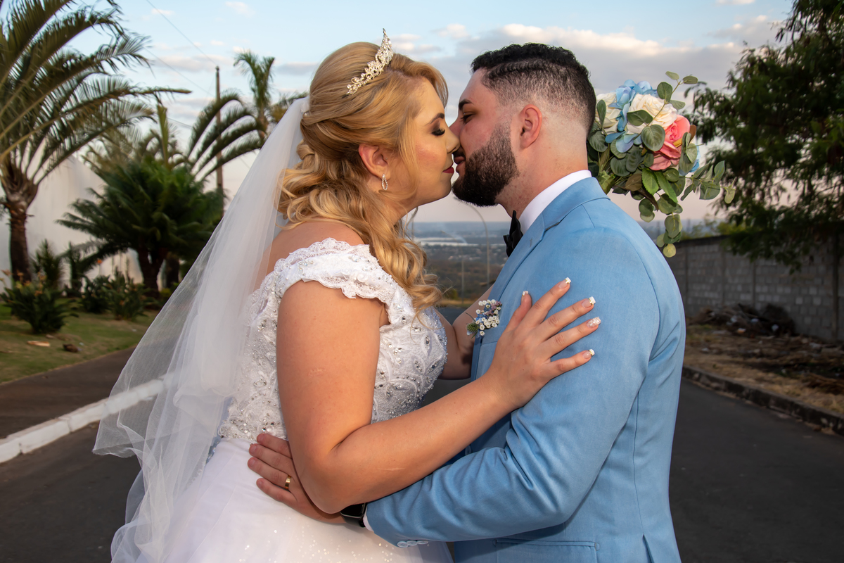 No fundo do Cartório Colorado apois a cerimônia Civil fiz um mini ensaio street wedding