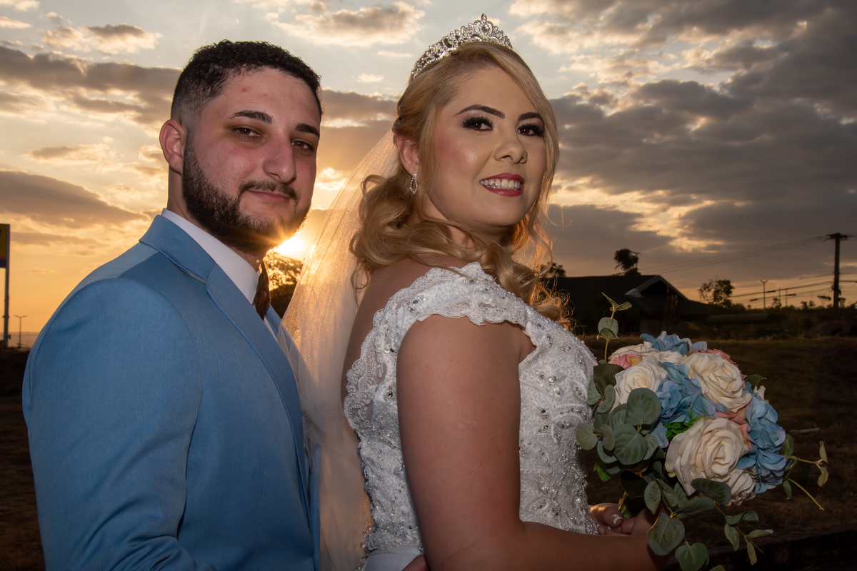 No fundo do Cartório Colorado apois a cerimônia Civil fiz um mini ensaio street wedding