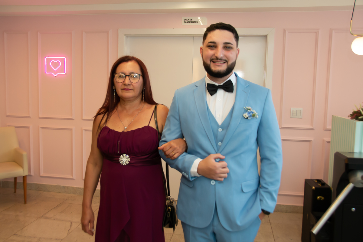 O noivo entrada Cartório Colorado