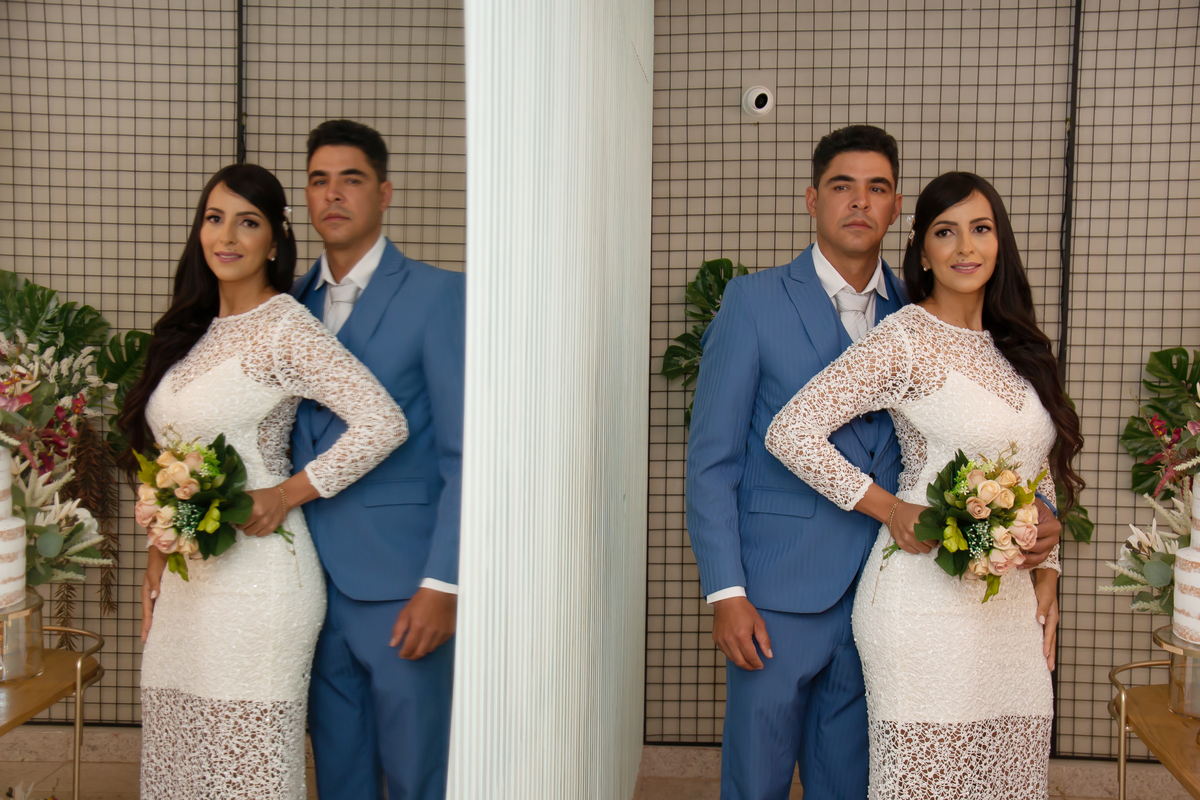 Aqui e a Sala do Bolo Decorado  com um Grande Espelho Cartório  Colorado