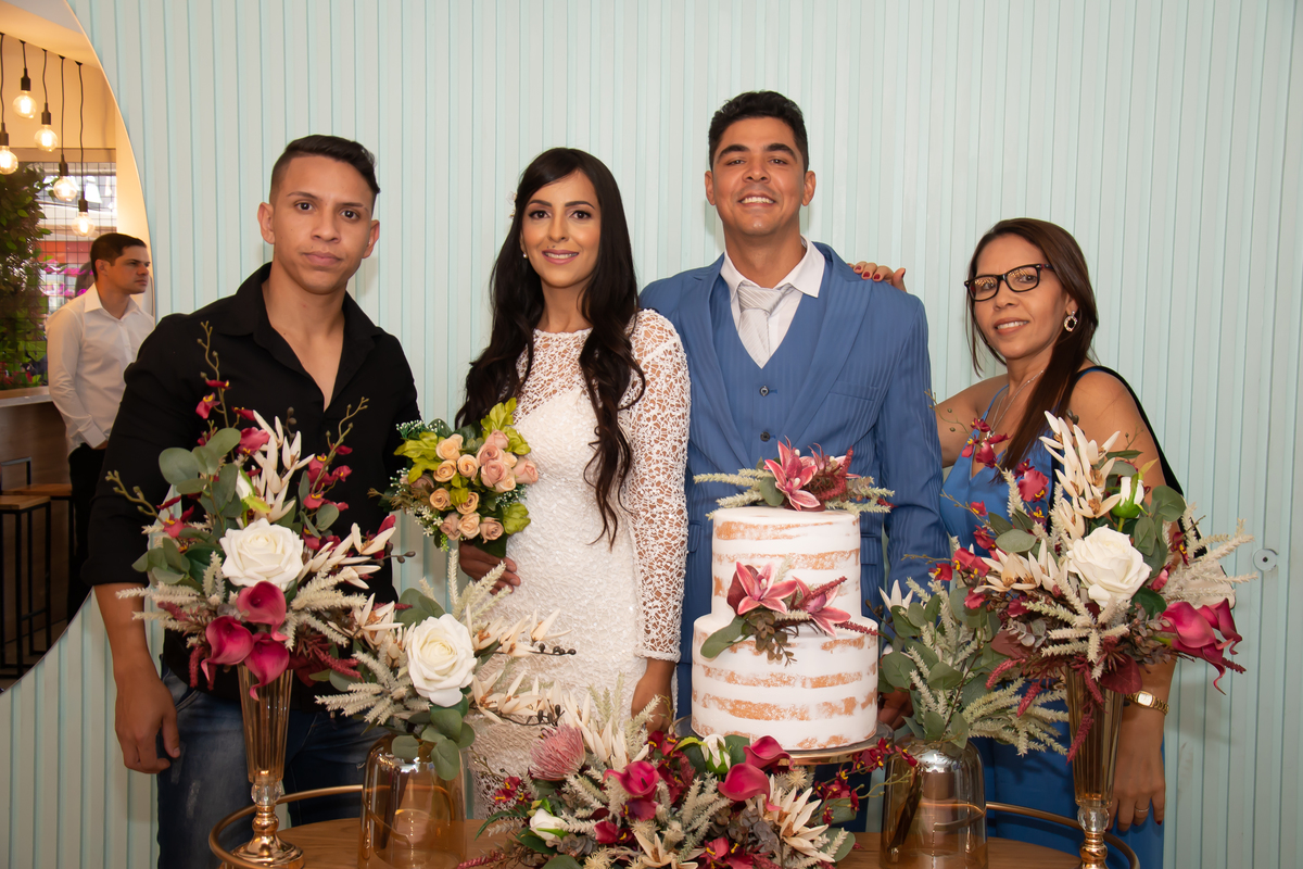  Fotos dos Convidados na Sala do Bolo cartório Colorado