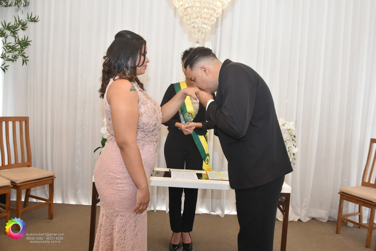 Hora da Aliança Sala especial de casamento do Cartório Colorado DF Juíza de paz  Cristiana Lopes 