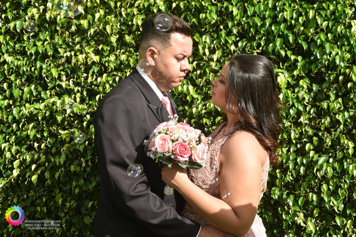 Aqui eu faço um pouco do estilo   #streetwedding no jardim