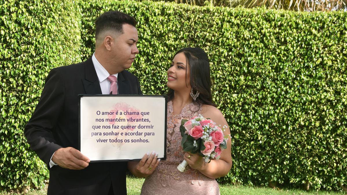 Aqui eu faço um pouco do estilo   #streetwedding no jardim 