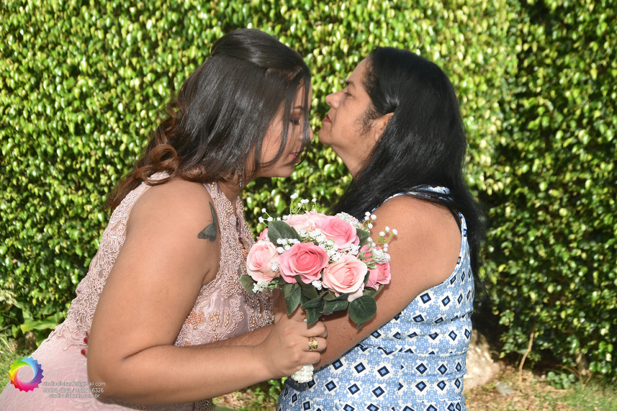 Aqui eu faço um pouco do estilo   #streetwedding no jardim