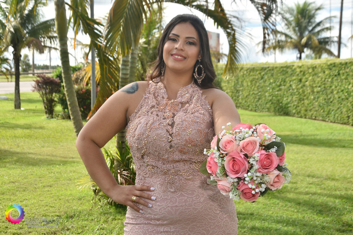 Aqui eu faço um pouco do estilo   #streetwedding no jardim