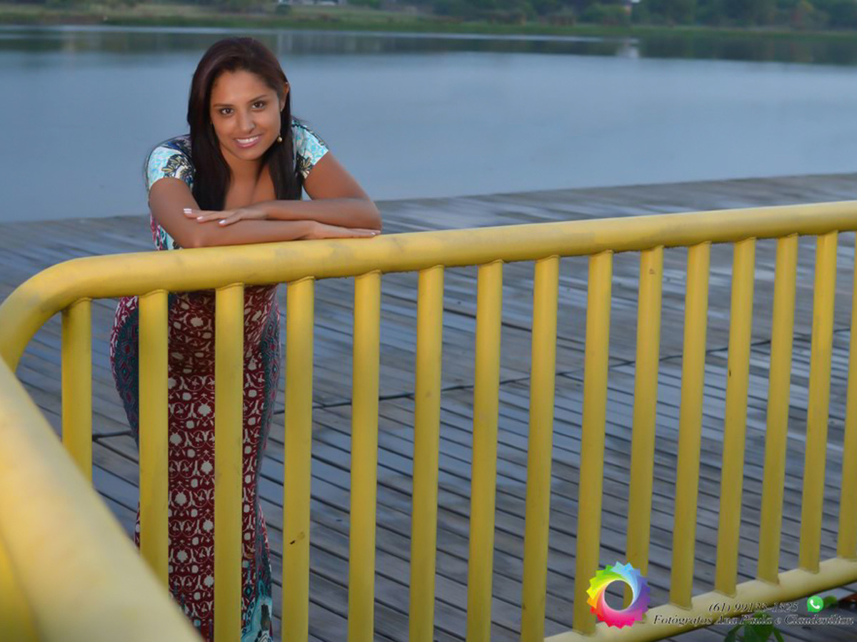 Ensaio com
 Sol ​no Parque Deck Sul df na beira do lago Paranoá