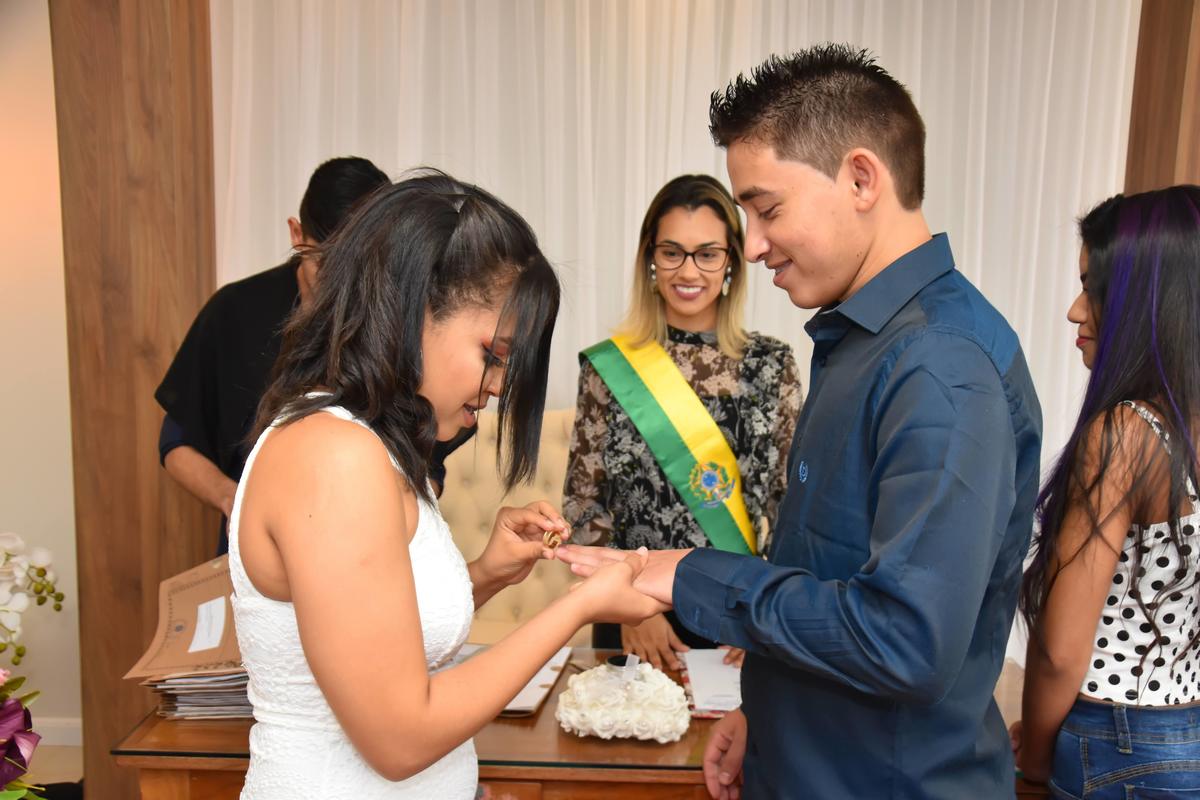Cartório do 7º Ofício de Ceilândia Casamento de Laleska e Pedro