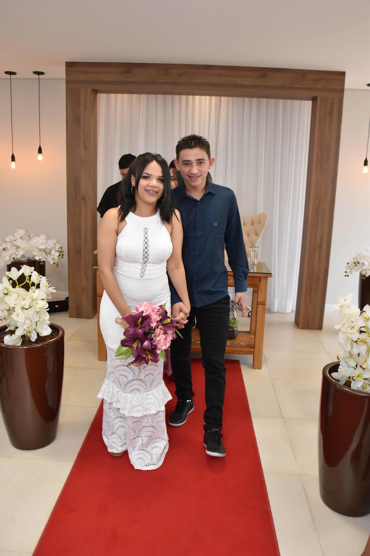 Cartório do 7º Ofício de Ceilândia Casamento de Laleska e Pedro