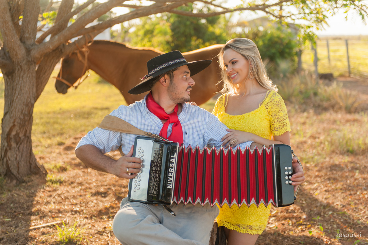 pre casamento com cavalo e gaita