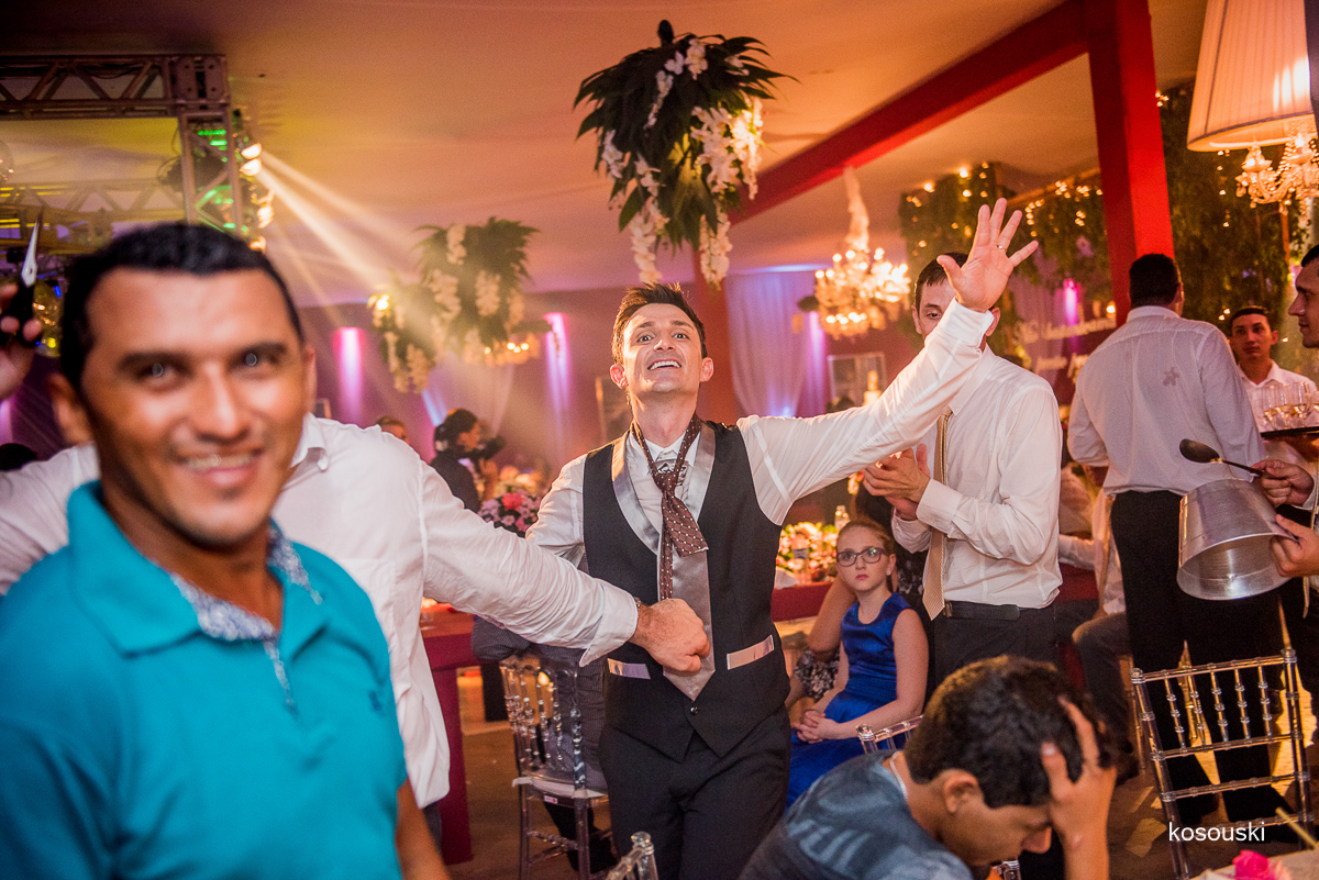 gravata que da dinheiro