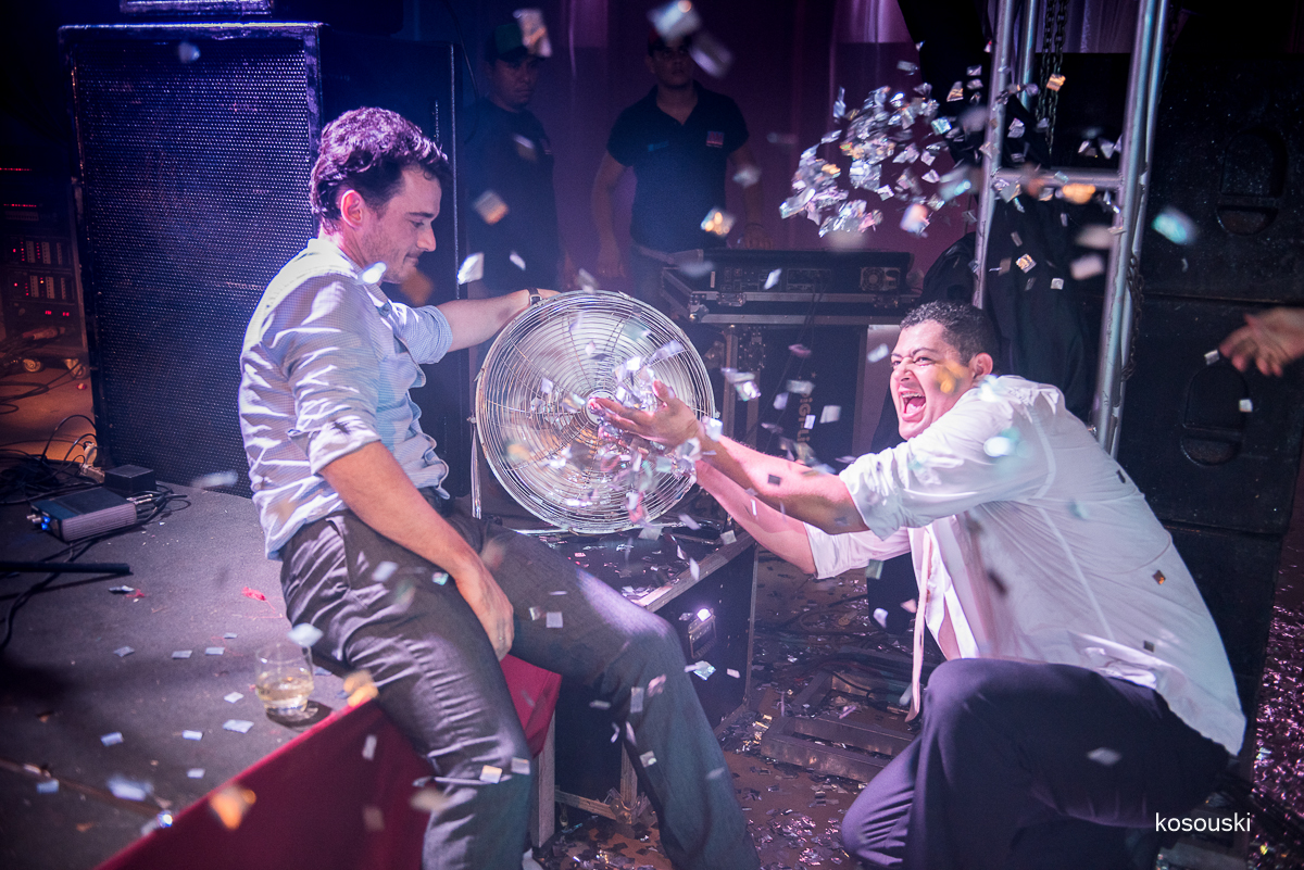 scappare vento e papel