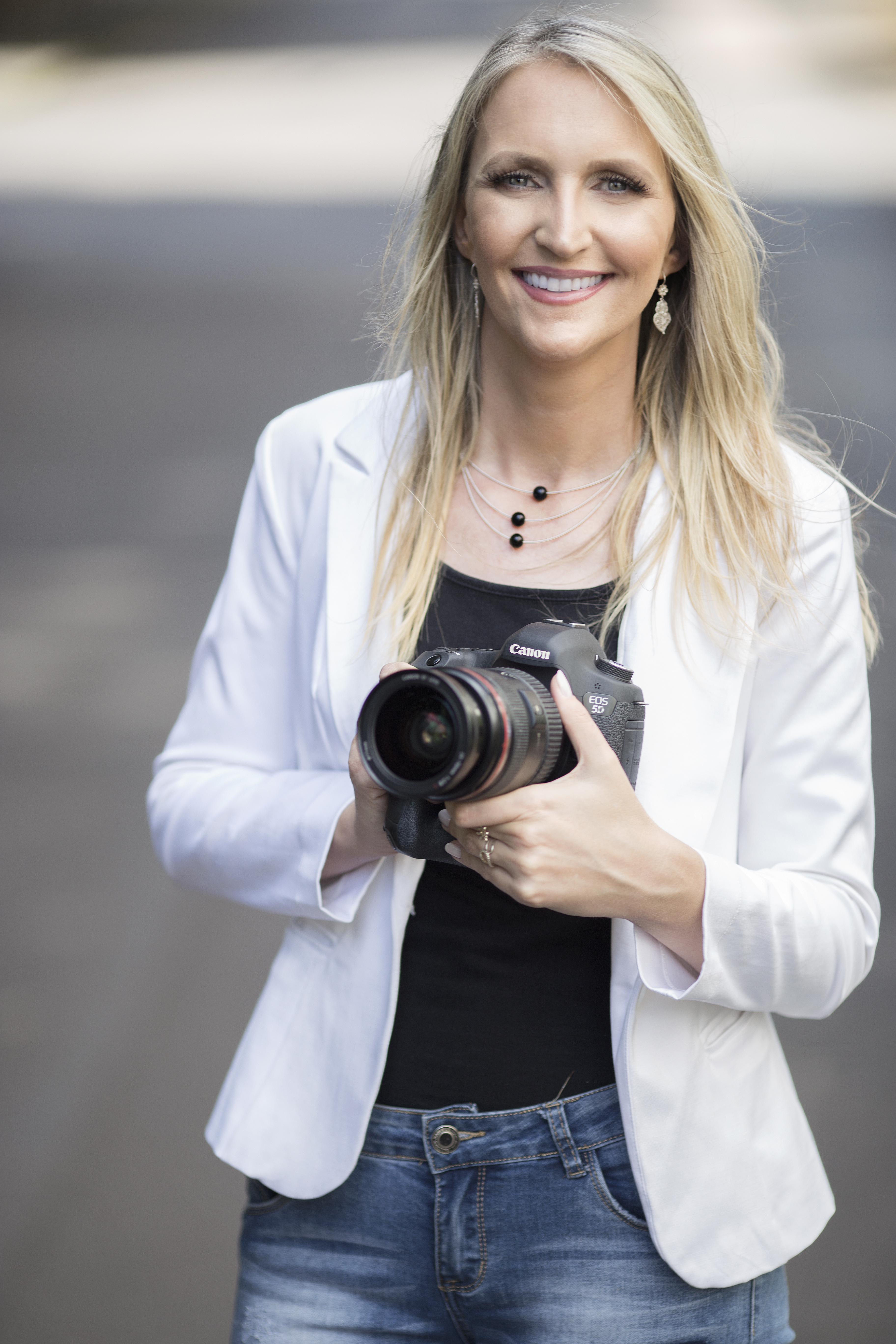 Sobre Fabíola Schmidt - fotógrafa de gestantes, bebês e eventos na região de Brasilia DF
