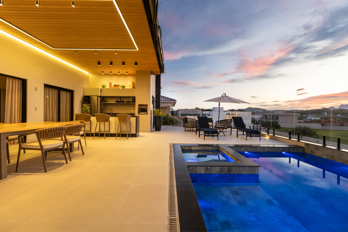 Alphaville Rio das Ostras Arquitetura Ambientes Eduardo Zavarize Fotografia COmercial Piscina