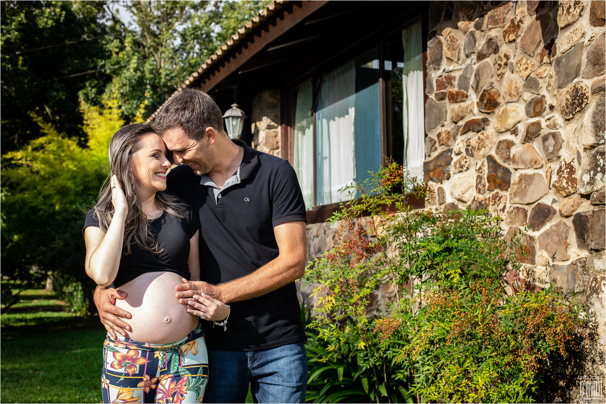 Elaine e Jair esperando o Pedro Henrique