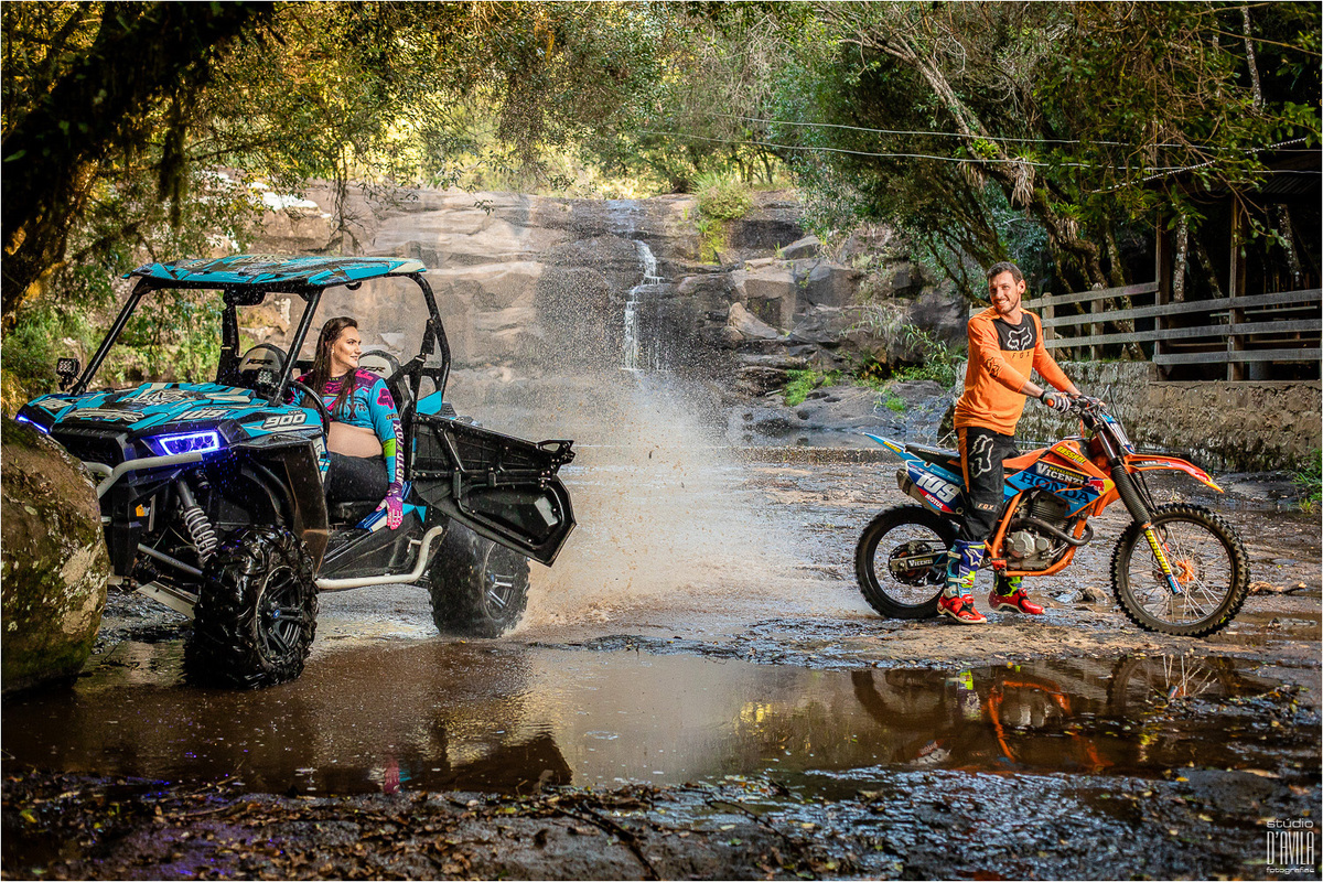 Ari e Jonas - À espera do Túlio