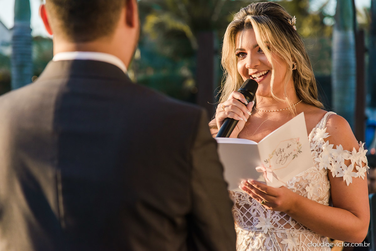 Casamento de dia por do sol fotógrafo de Casamento em Vila Velha fotógrafo de Casamento em Serra fotógrafo de Casamento em Vitória fotógrafo de Casamento em cariacica fotógrafo de Casamento em Aracruz noiva vestido de noiva cerimonial ponta dos Fachos