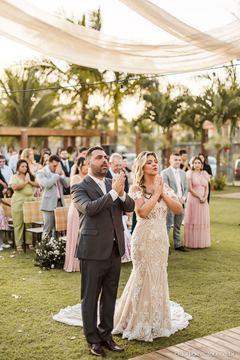 Casamento de dia por do sol fotógrafo de Casamento em Vila Velha fotógrafo de Casamento em Serra fotógrafo de Casamento em Vitória fotógrafo de Casamento em cariacica fotógrafo de Casamento em Aracruz noiva vestido de noiva cerimonial ponta dos Fachos