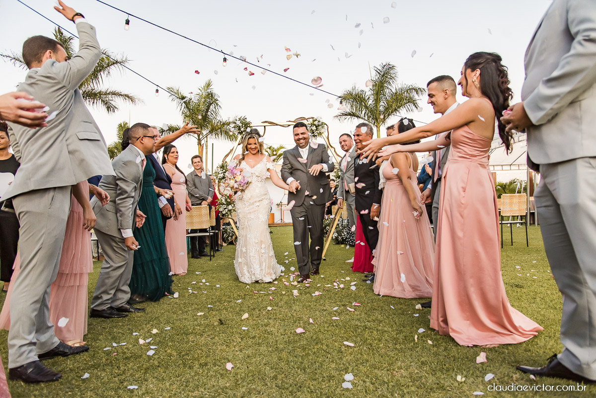 Casamento de dia por do sol fotógrafo de Casamento em Vila Velha fotógrafo de Casamento em Serra fotógrafo de Casamento em Vitória fotógrafo de Casamento em cariacica fotógrafo de Casamento em Aracruz noiva vestido de noiva cerimonial ponta dos Fachos