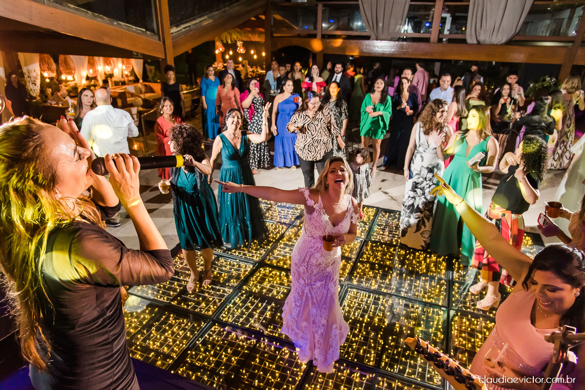 Casamento de dia por do sol fotógrafo de Casamento em Vila Velha fotógrafo de Casamento em Serra fotógrafo de Casamento em Vitória fotógrafo de Casamento em cariacica fotógrafo de Casamento em Aracruz noiva vestido de noiva cerimonial ponta dos Fachos