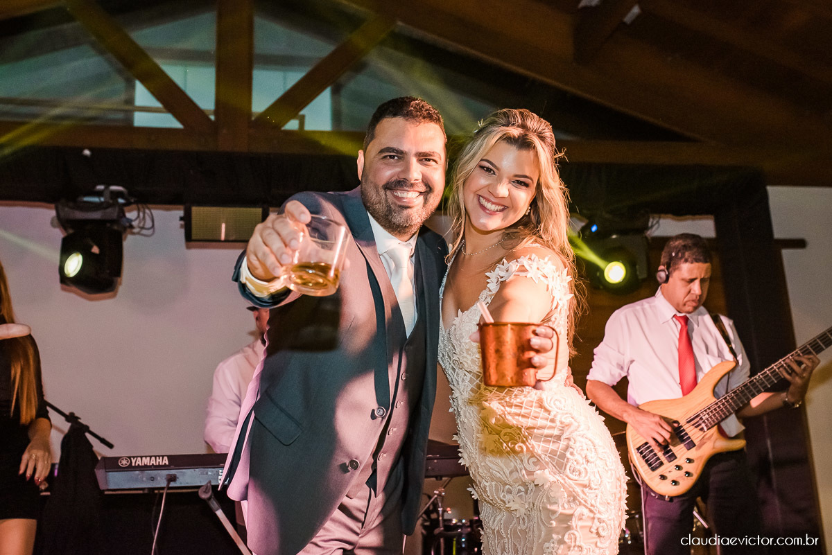 Casamento de dia por do sol fotógrafo de Casamento em Vila Velha fotógrafo de Casamento em Serra fotógrafo de Casamento em Vitória fotógrafo de Casamento em cariacica fotógrafo de Casamento em Aracruz noiva vestido de noiva cerimonial ponta dos Fachos