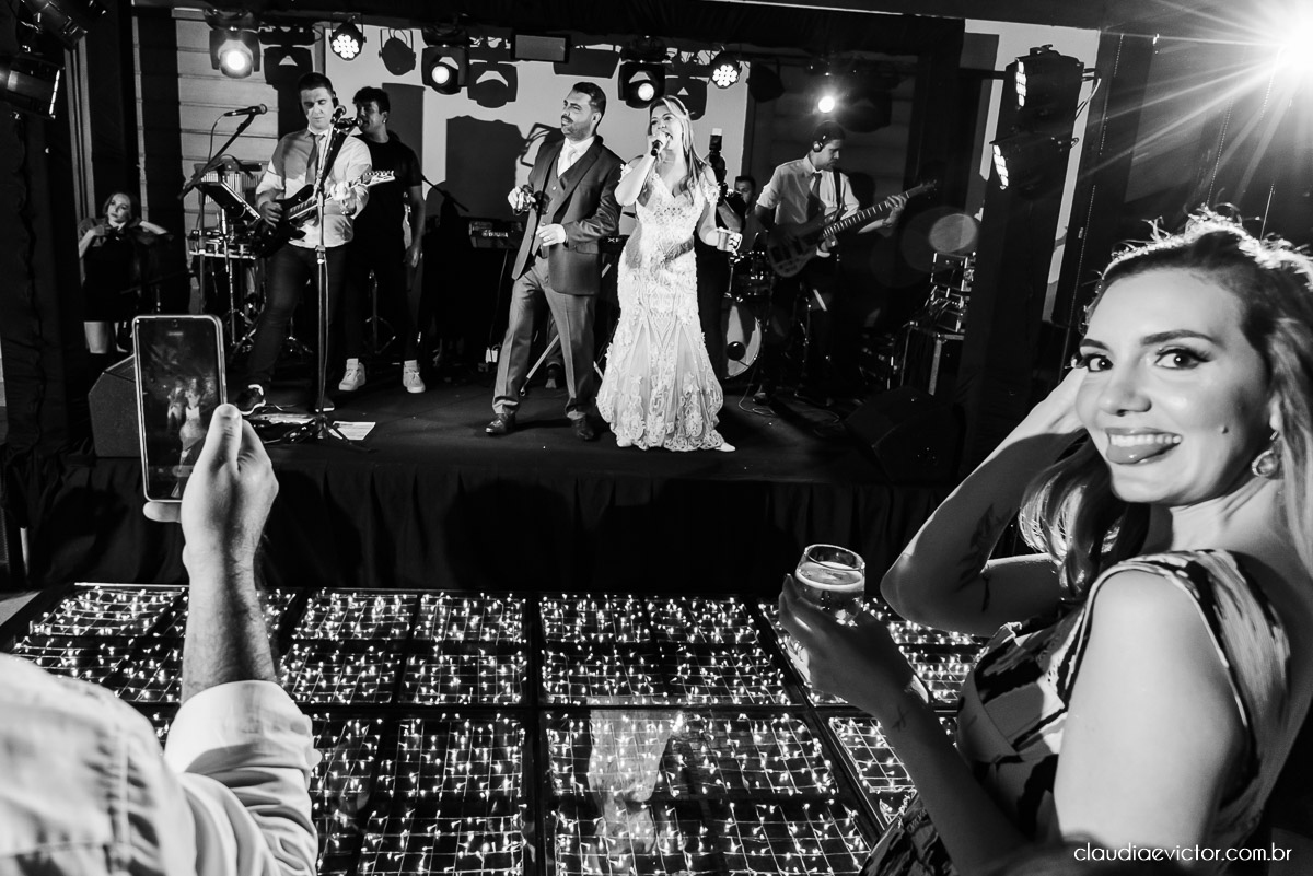 Casamento de dia por do sol fotógrafo de Casamento em Vila Velha fotógrafo de Casamento em Serra fotógrafo de Casamento em Vitória fotógrafo de Casamento em cariacica fotógrafo de Casamento em Aracruz noiva vestido de noiva cerimonial ponta dos Fachos