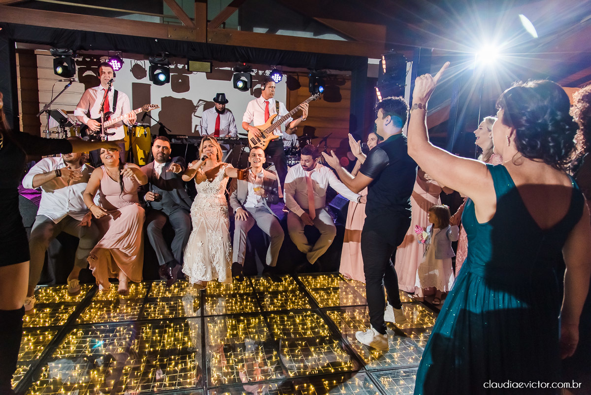 Casamento de dia por do sol fotógrafo de Casamento em Vila Velha fotógrafo de Casamento em Serra fotógrafo de Casamento em Vitória fotógrafo de Casamento em cariacica fotógrafo de Casamento em Aracruz noiva vestido de noiva cerimonial ponta dos Fachos