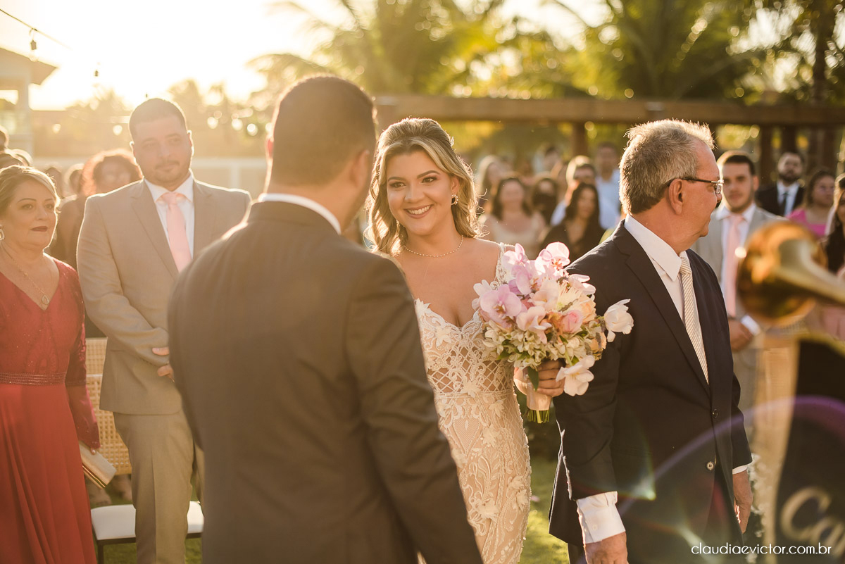 Casamento de dia por do sol fotógrafo de Casamento em Vila Velha fotógrafo de Casamento em Serra fotógrafo de Casamento em Vitória fotógrafo de Casamento em cariacica fotógrafo de Casamento em Aracruz noiva vestido de noiva cerimonial ponta dos Fachos
