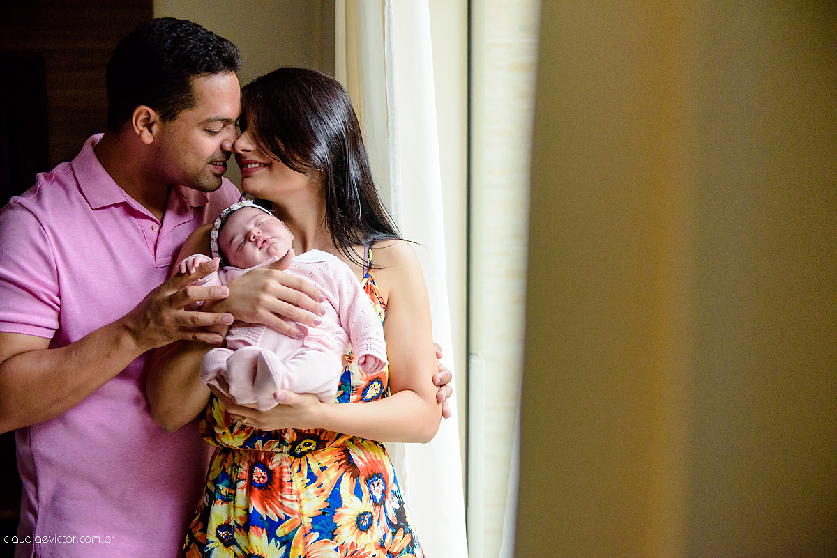 Lindo Lifestyle realizado na serra ES por fotógrafos de casamento de Vila Velha fotógrafos de casamento de Vitória fotógrafos de casamento de Serra espirito santo ES com bebê e um lindo quartinho com decoração das princesas da Disney