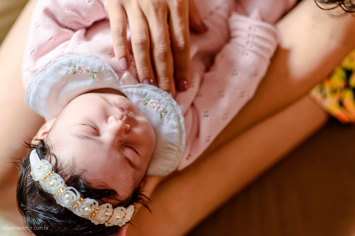 Lindo Lifestyle realizado na serra ES por fotógrafos de casamento de Vila Velha fotógrafos de casamento de Vitória fotógrafos de casamento de Serra espirito santo ES com bebê e um lindo quartinho com decoração das princesas da Disney