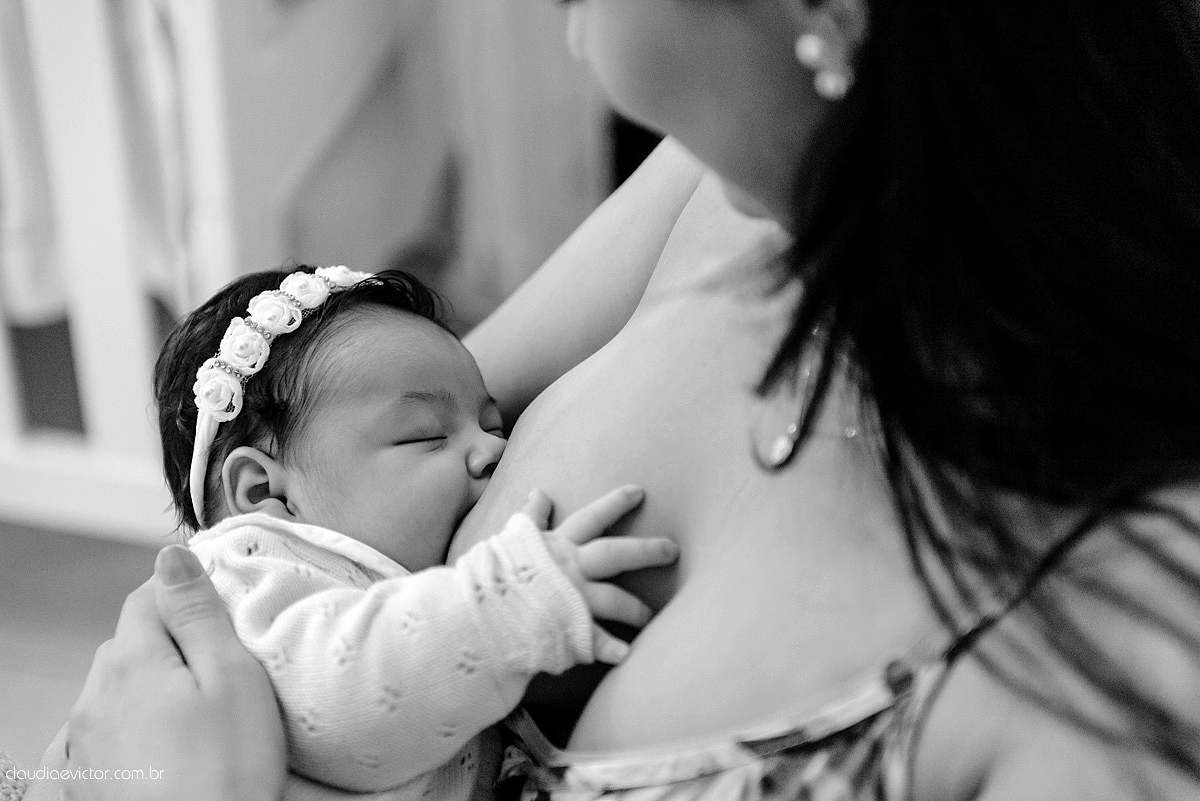 Lindo Lifestyle realizado na serra ES por fotógrafos de casamento de Vila Velha fotógrafos de casamento de Vitória fotógrafos de casamento de Serra espirito santo ES com bebê e um lindo quartinho com decoração das princesas da Disney