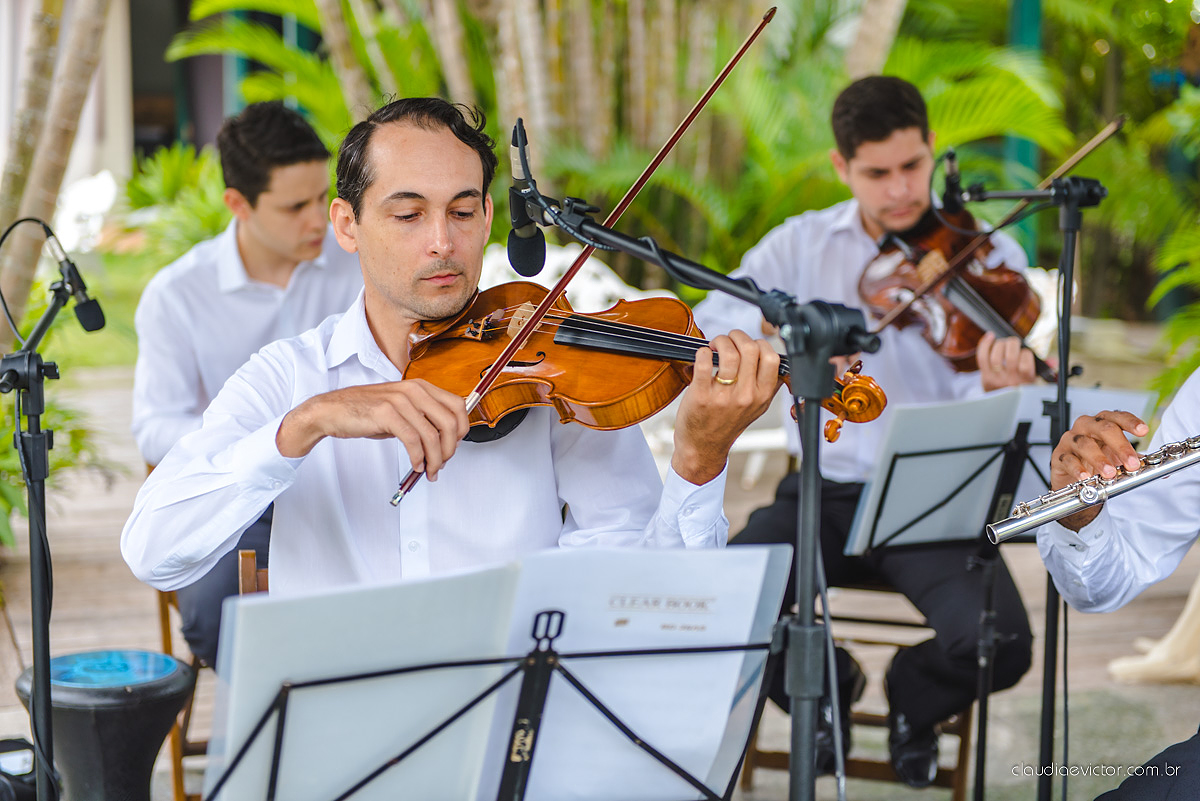 Lindo casamento no estilo Celta medieval realizado na serra por fotógrafos de casamento de Vila Velha fotógrafos de casamento de Vitória fotógrafos de casamento de Serra com sapateado irlandês noivo e noiva com roupas originais e diferentes