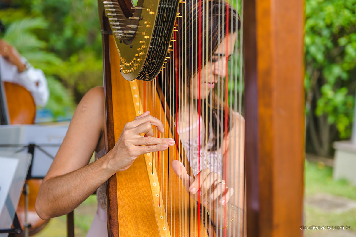 Lindo casamento no estilo Celta medieval realizado na serra por fotógrafos de casamento de Vila Velha fotógrafos de casamento de Vitória fotógrafos de casamento de Serra com sapateado irlandês noivo e noiva com roupas originais e diferentes