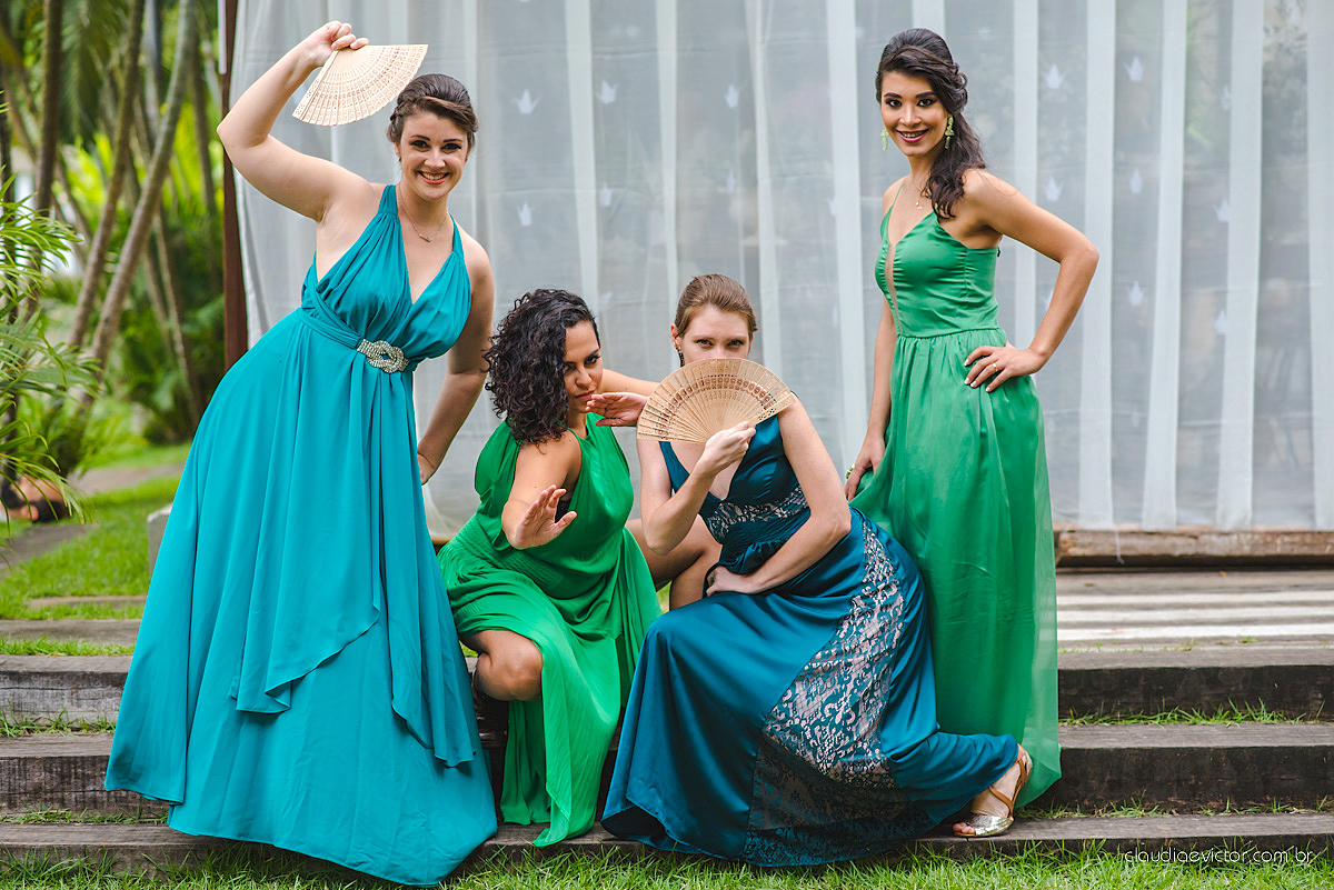 Lindo casamento no estilo Celta medieval realizado na serra por fotógrafos de casamento de Vila Velha fotógrafos de casamento de Vitória fotógrafos de casamento de Serra com sapateado irlandês noivo e noiva com roupas originais e diferentes