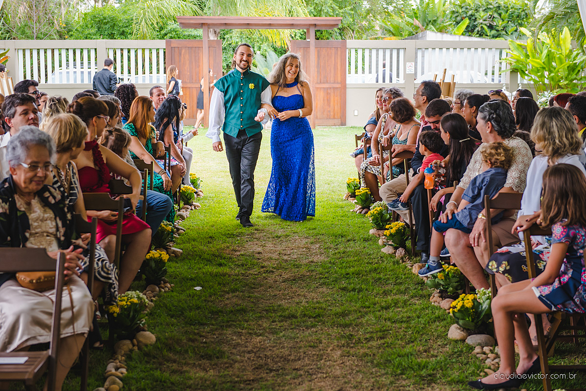 Lindo casamento no estilo Celta medieval realizado na serra por fotógrafos de casamento de Vila Velha fotógrafos de casamento de Vitória fotógrafos de casamento de Serra com sapateado irlandês noivo e noiva com roupas originais e diferentes