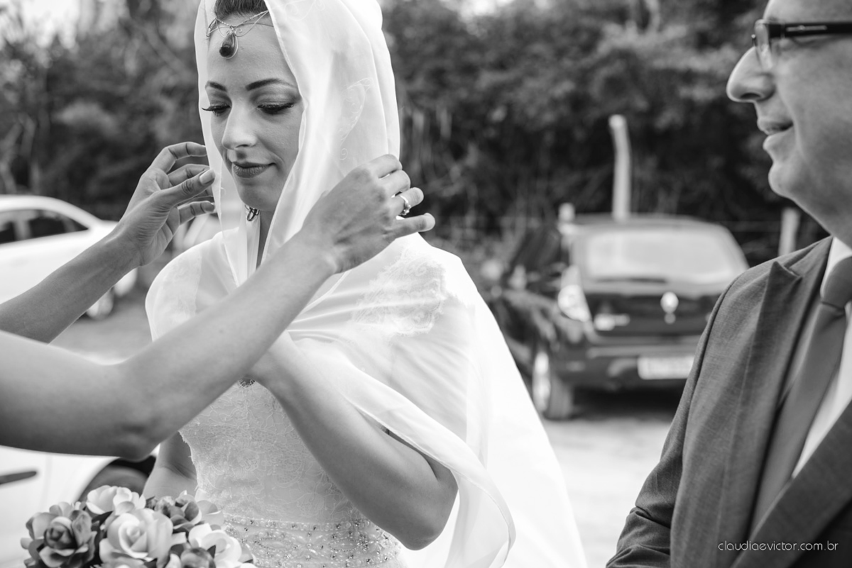 Lindo casamento no estilo Celta medieval realizado na serra por fotógrafos de casamento de Vila Velha fotógrafos de casamento de Vitória fotógrafos de casamento de Serra com sapateado irlandês noivo e noiva com roupas originais e diferentes